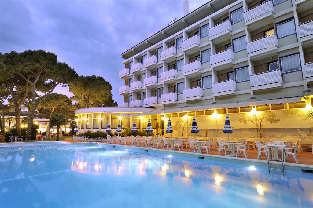 Hotel Medusa Splendid لينانو سابيادورو المظهر الخارجي الصورة